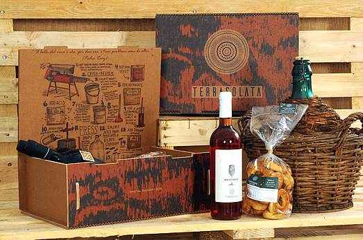 Confezione regalo Box con vini di puglia e taralli di puglia